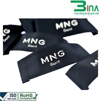 Nhãn dệt màu đen